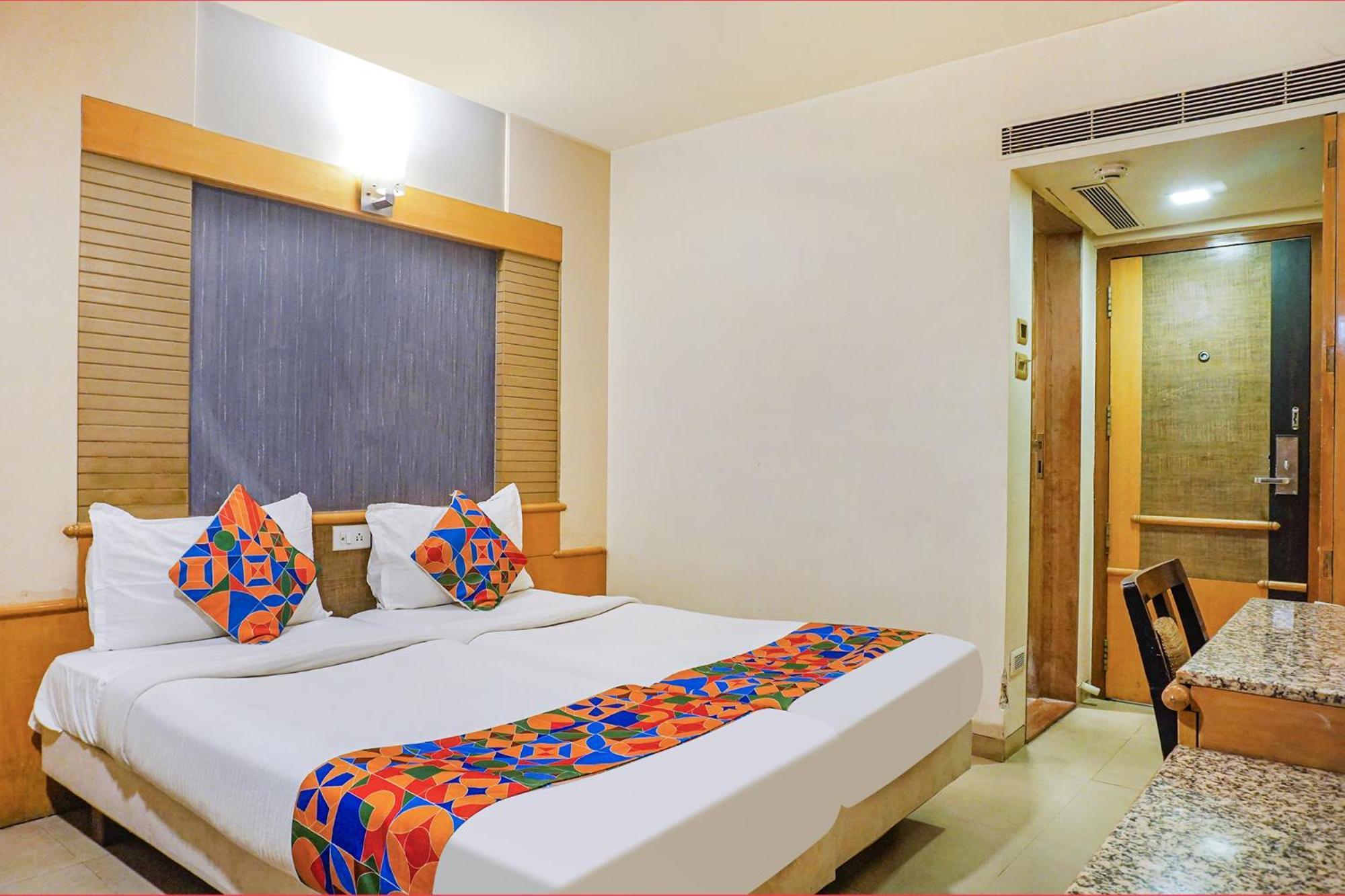 Fabhotel Prime Deccan 8 Pune Zewnętrze zdjęcie