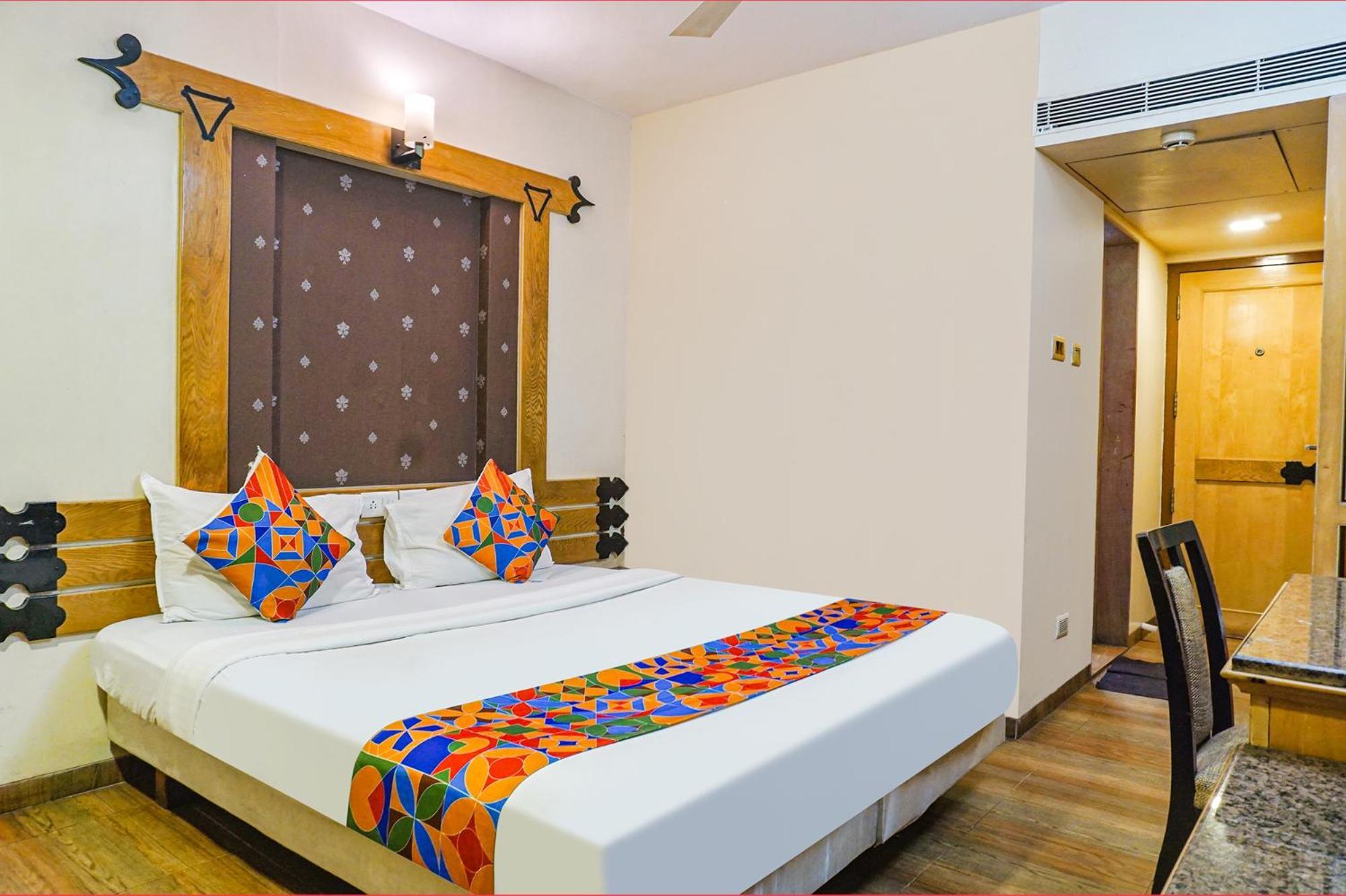 Fabhotel Prime Deccan 8 Pune Zewnętrze zdjęcie