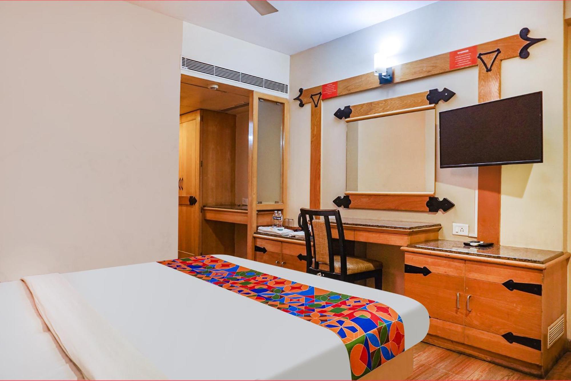 Fabhotel Prime Deccan 8 Pune Zewnętrze zdjęcie